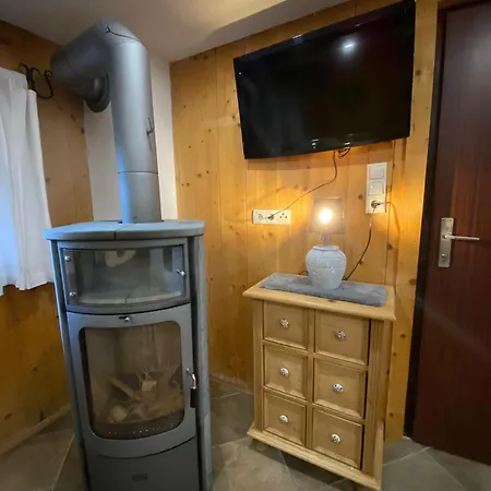 Grubers Astenhuette Apartment Fuegenberg
